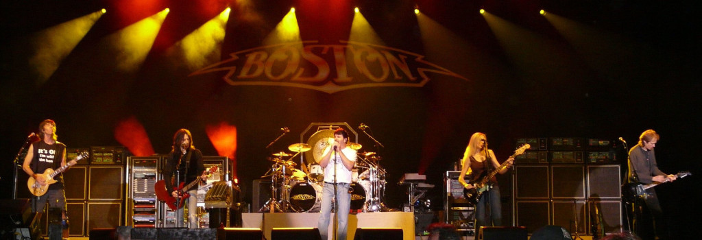 Boston_(band)_-_2008_at_the_Grand_Casino_in_Hinckley