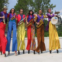 Stilt Band